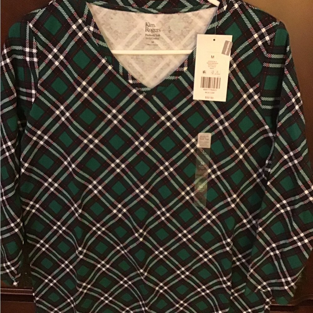 Kim Rogers blue and green top